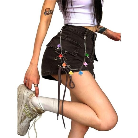 🍄 Colorful Mushroom Pendant Necklace | Punk-Inspired Alloy Chain - Picture 3 of 6